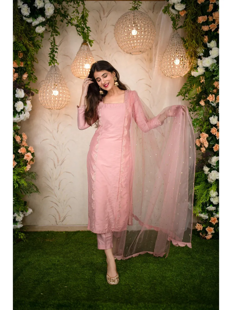 Peach Lace Kurta Set Women's